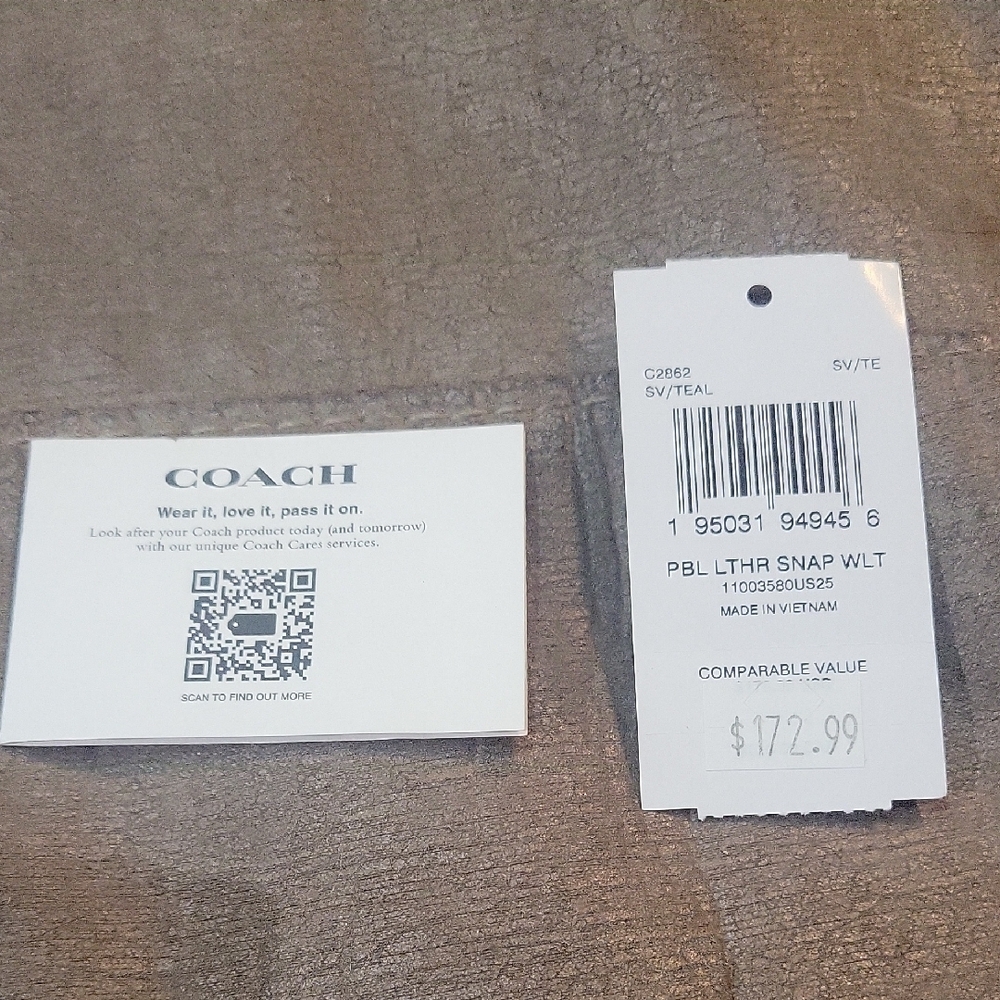 Coach Teal Leather Wallet - Picture 5 of 5